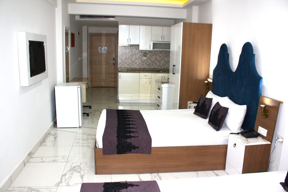 Standard Triple Room | Free WiFi