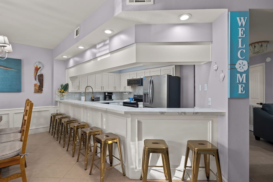Brand new remodeled kitchen area!