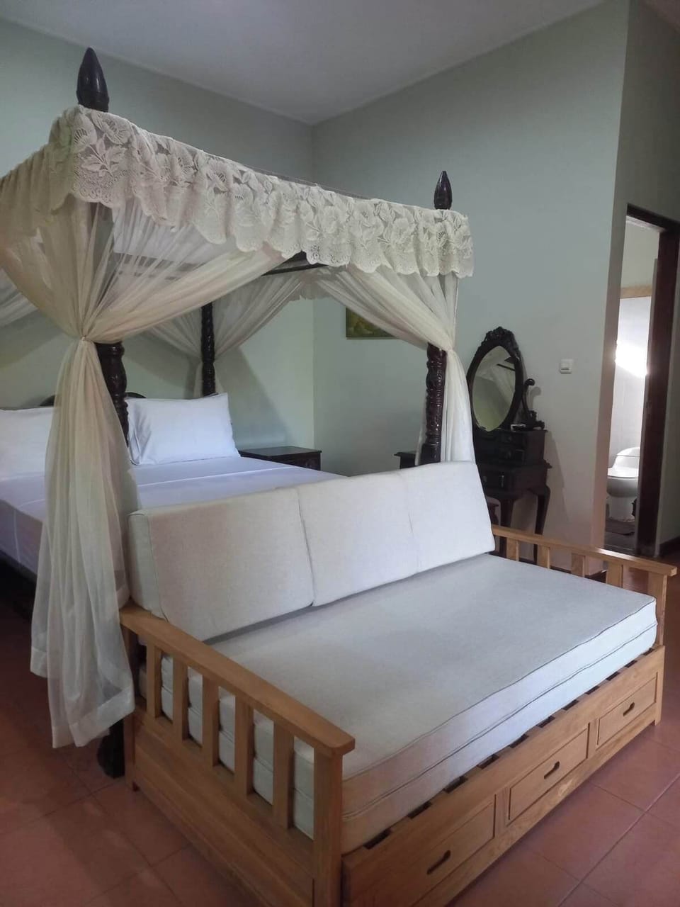Deluxe Suite, Accessible, Ocean View | 1 bedroom, desk, laptop workspace, free WiFi