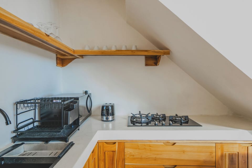 Villa, 2 Bedrooms | Private kitchen | Fridge, toaster, blender
