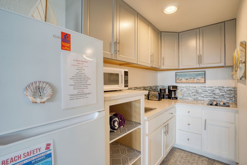 Kitchennette. 
