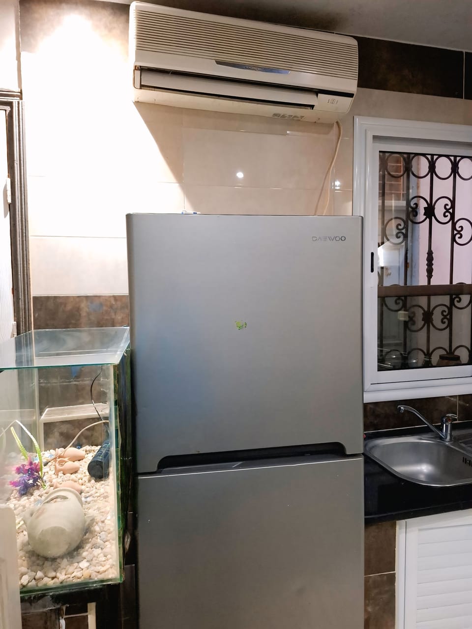 Mini-refrigerator