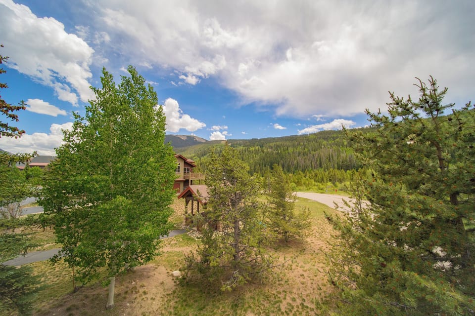 Unobstructed CO landscape views! #summer