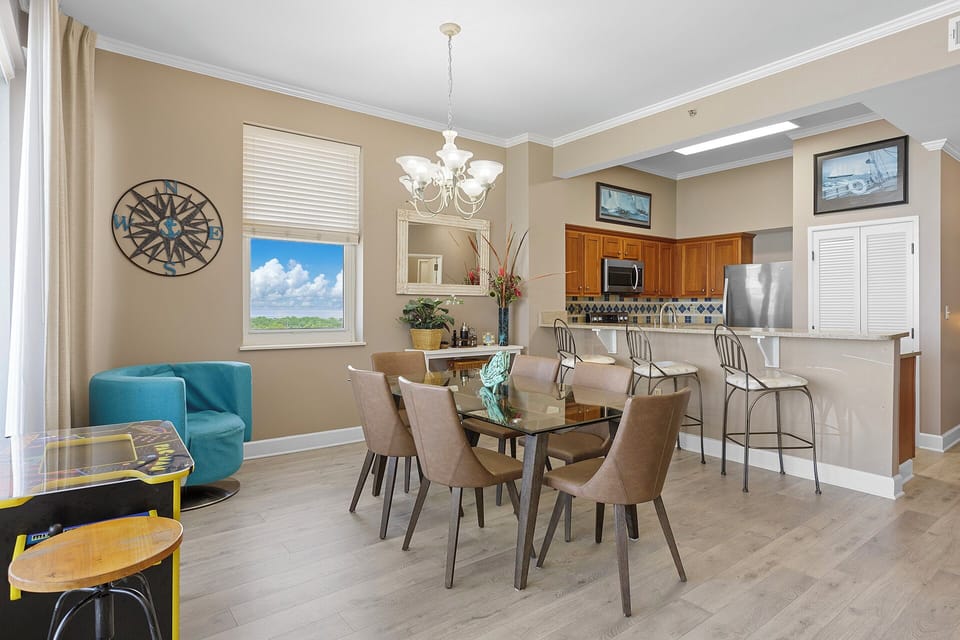 Tides 1411 Dining