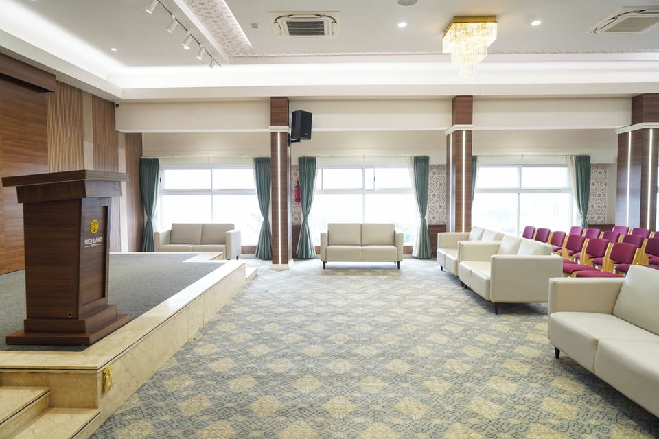 Banquet hall