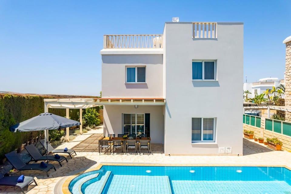 Blue Velvet Villa by Ezoria Villas (13794)