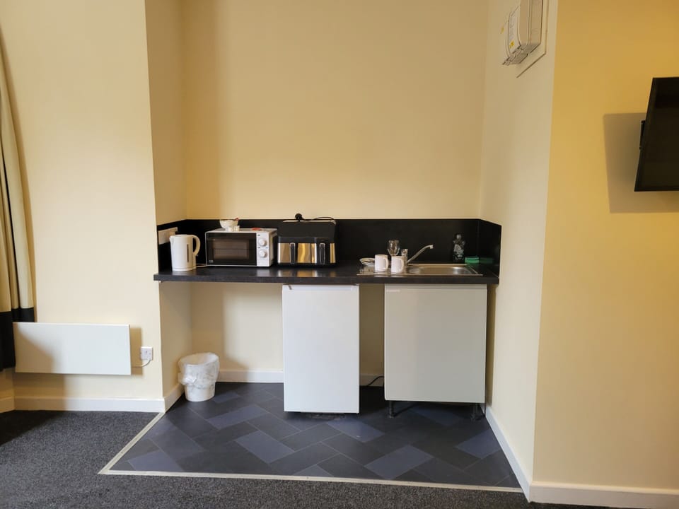 Comfort Suite, Accessible, Ensuite | Room amenity