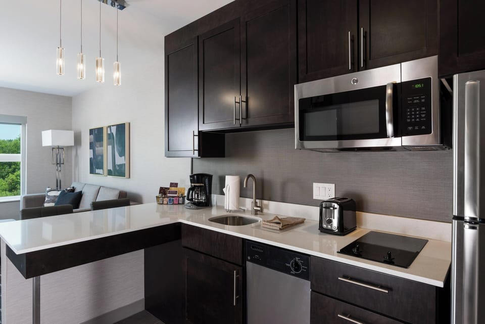 Microwave, coffee/tea maker