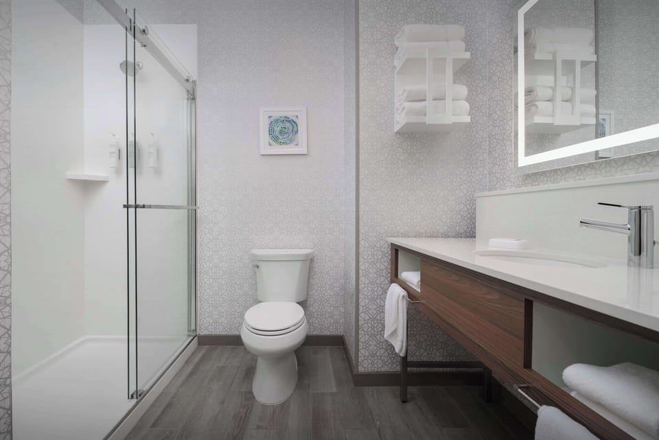 Bathroom shower