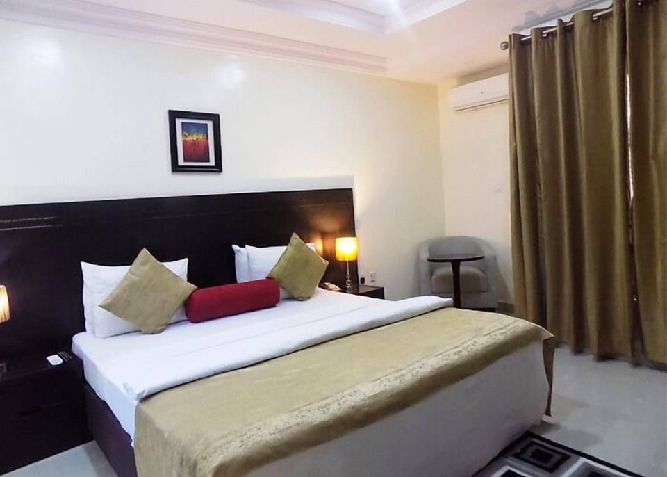 1 bedroom, in-room safe, free WiFi