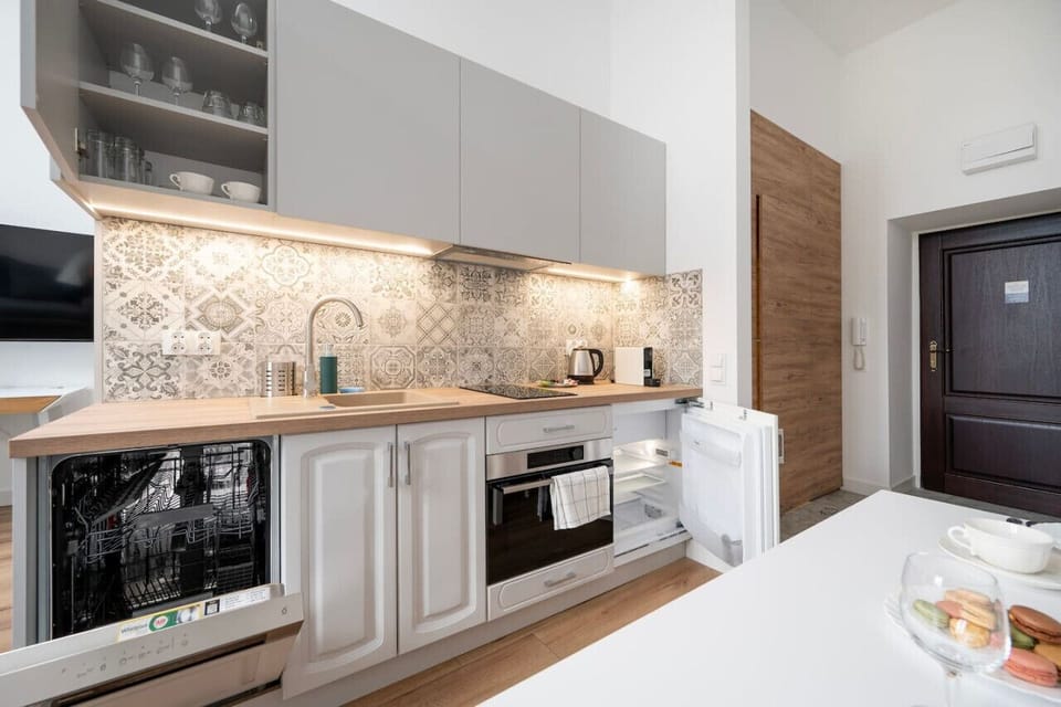 Fully Equipped Kitchen | Book Now with RENTUJEMY