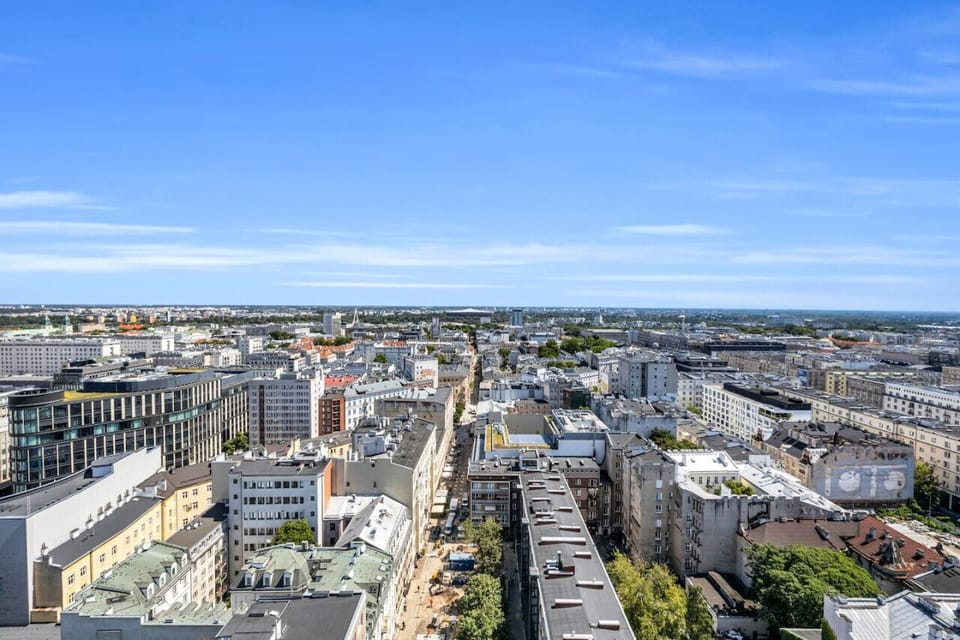 Quiet and Safe Neighbourhood | Book Now with RENTUJEMY