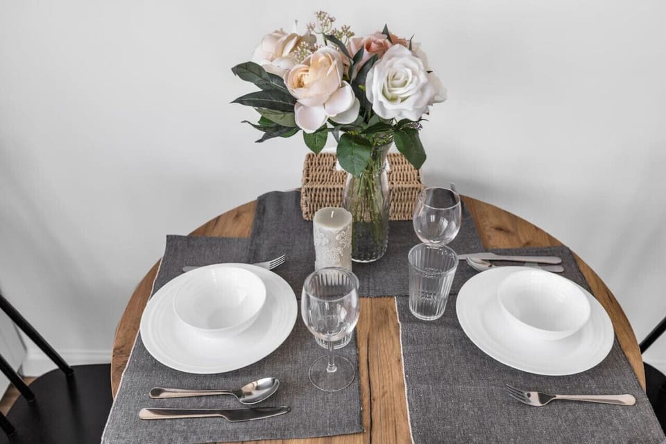 Dining Area | Book Now with RENTUJEMY