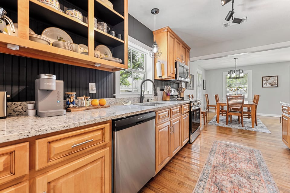 Kitchen with stainless steel appliances 