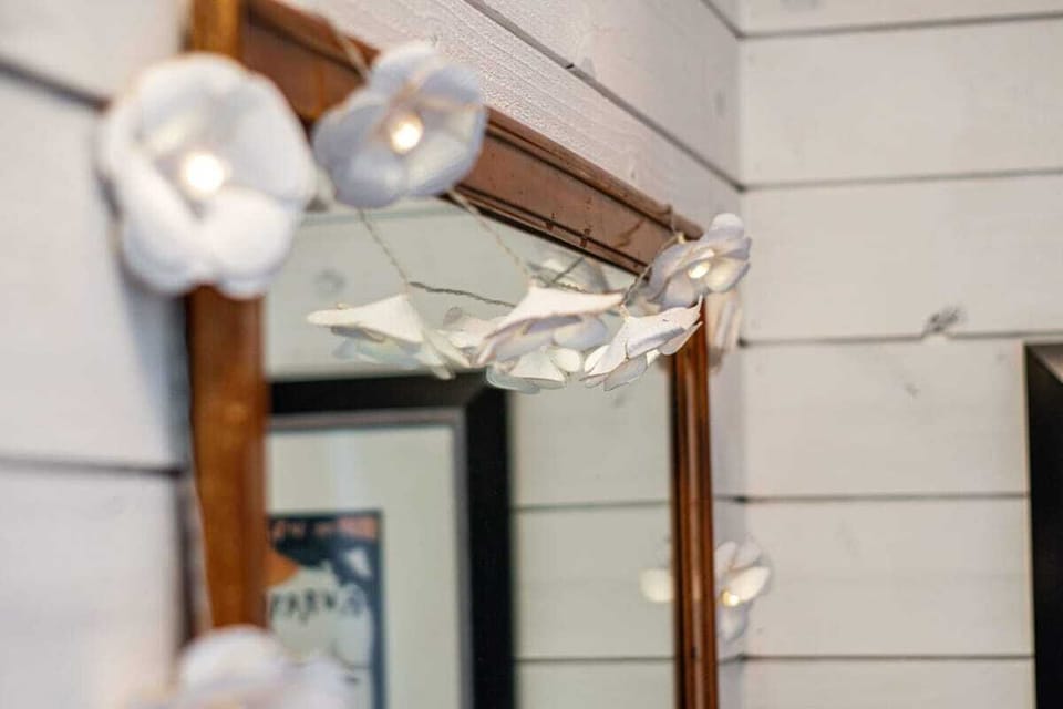 Twinkle lights in the kitchenette