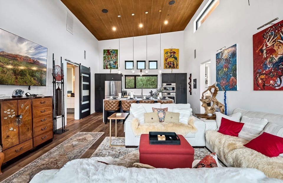 living/dining/kitchen