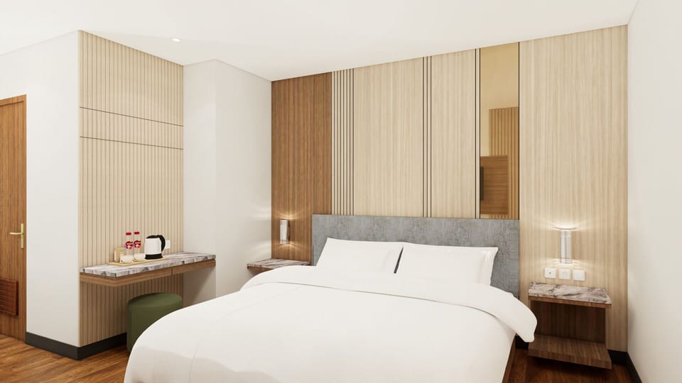 In-room safe, desk, WiFi (free), bed sheets