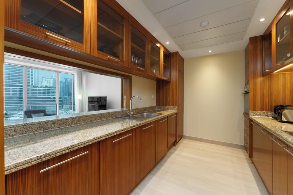 Apartment | Private kitchen | Dining tables
