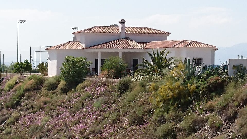 Villa | Exterior