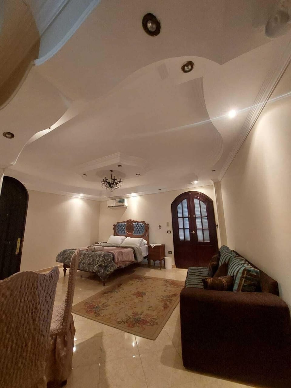 Deluxe Duplex, Patio, Mountain View | Egyptian cotton sheets, premium bedding, down comforters