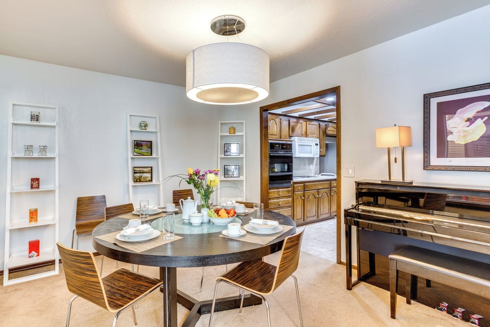 Apartment (3 Bedrooms) | Front of property