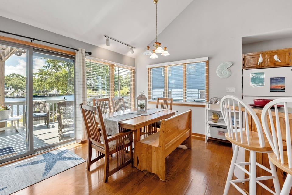CH16: Come Sail Away | Bottom Level Dining Area