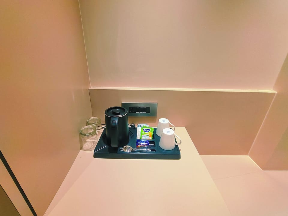 WiFi (free)