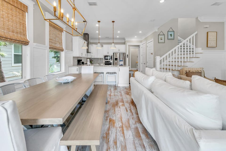 Dining to kitchen view