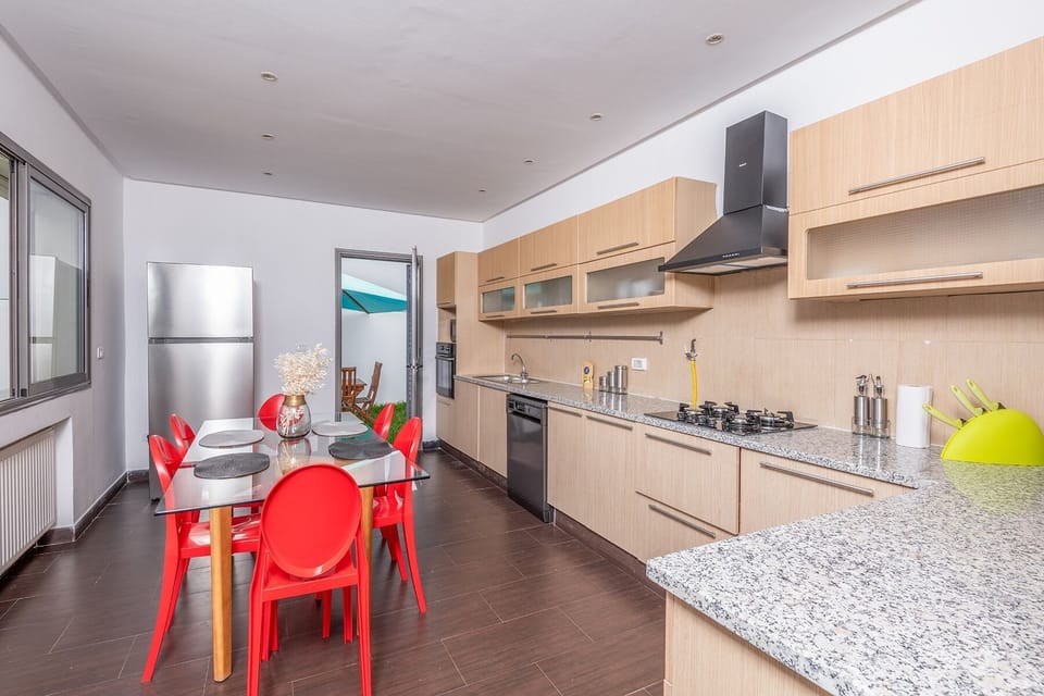 Family Villa | Private kitchen | Fridge, microwave, dishwasher, cookware/dishes/utensils