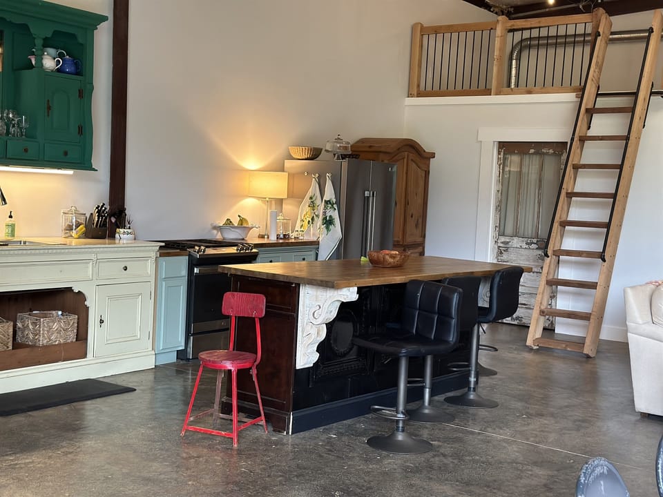 Kitchen island