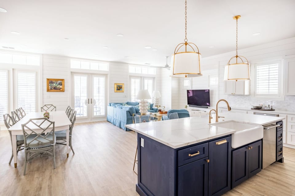 House (5 Bedrooms) | Interior