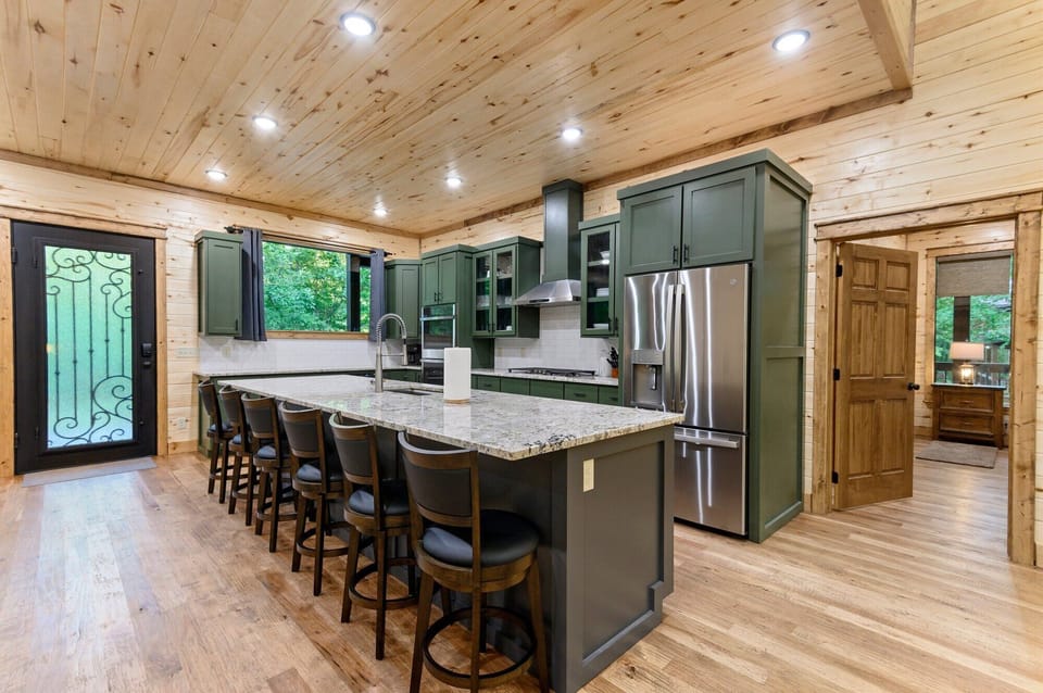 Kitchen/Bar