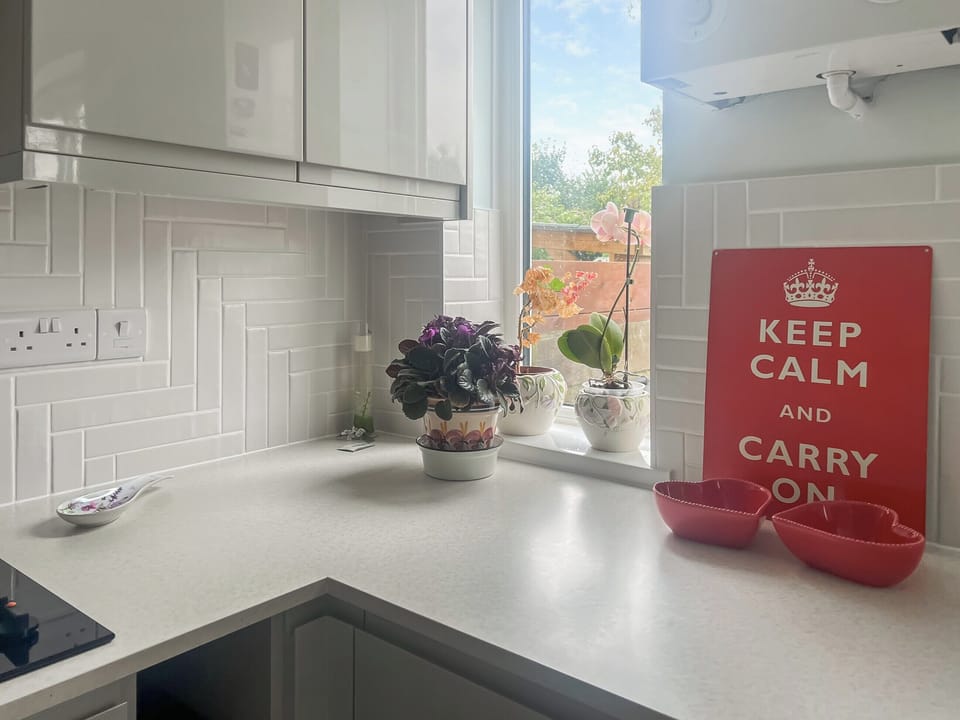 Kitchen | Mum&rsquo;s Place, Hay-on-Wye