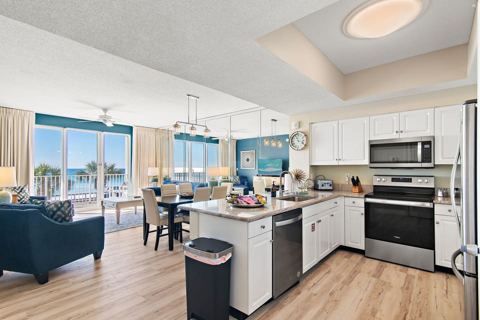 Open Living Space and Gulf View Dining!