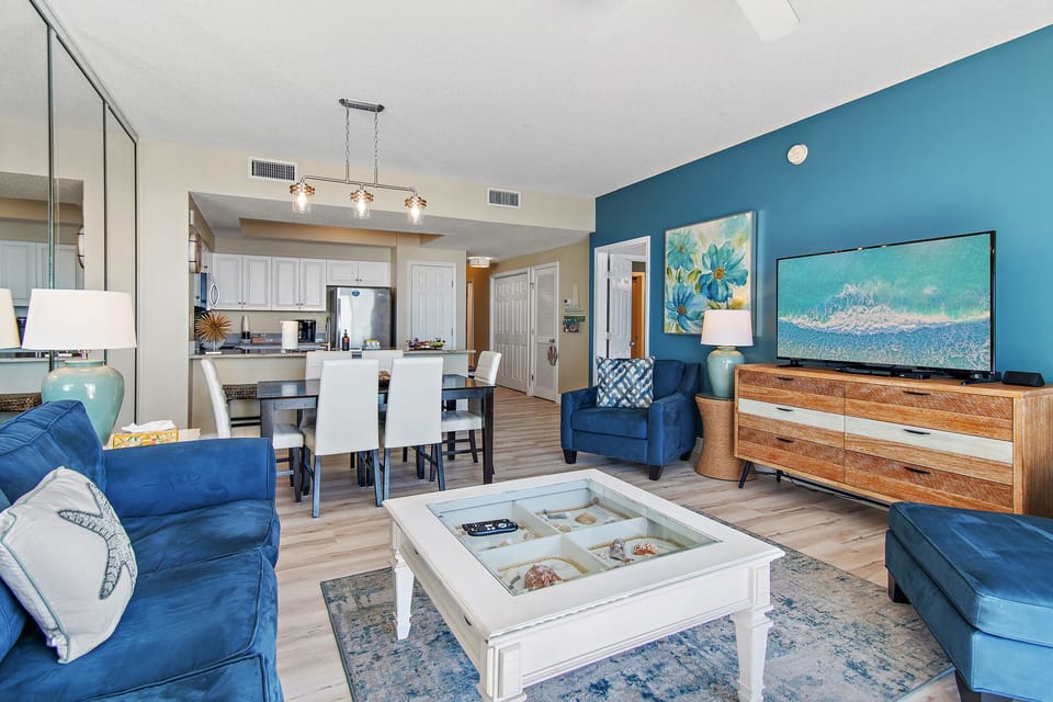 Open Living Space and Gulf View Dining!