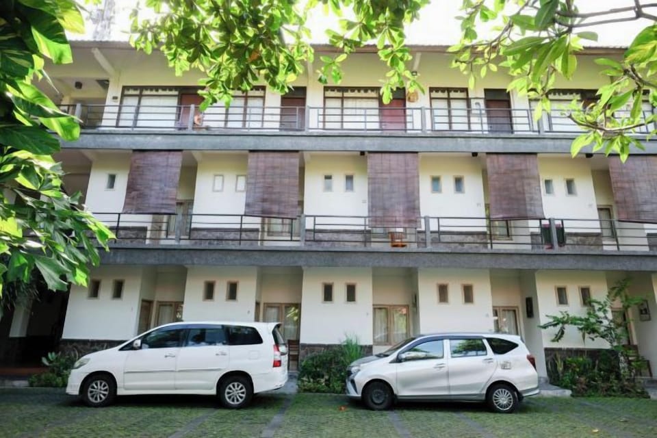Urbanview Hotel Wayan Mansion Hotel in Denpasar