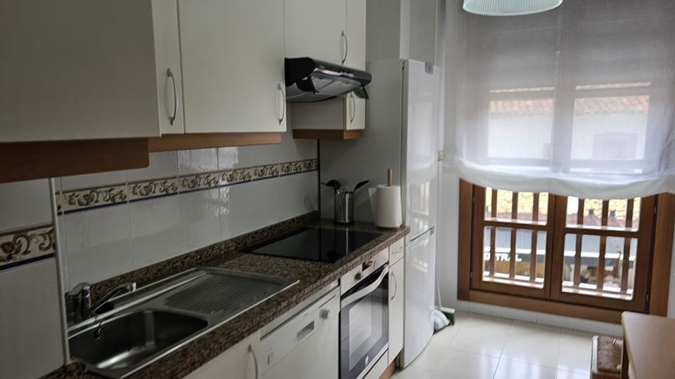 Kitchen or kitchenette,Communal kitchen