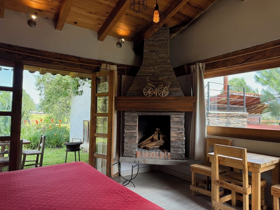 Traditional Cabin | Individually furnished, laptop workspace, bed sheets