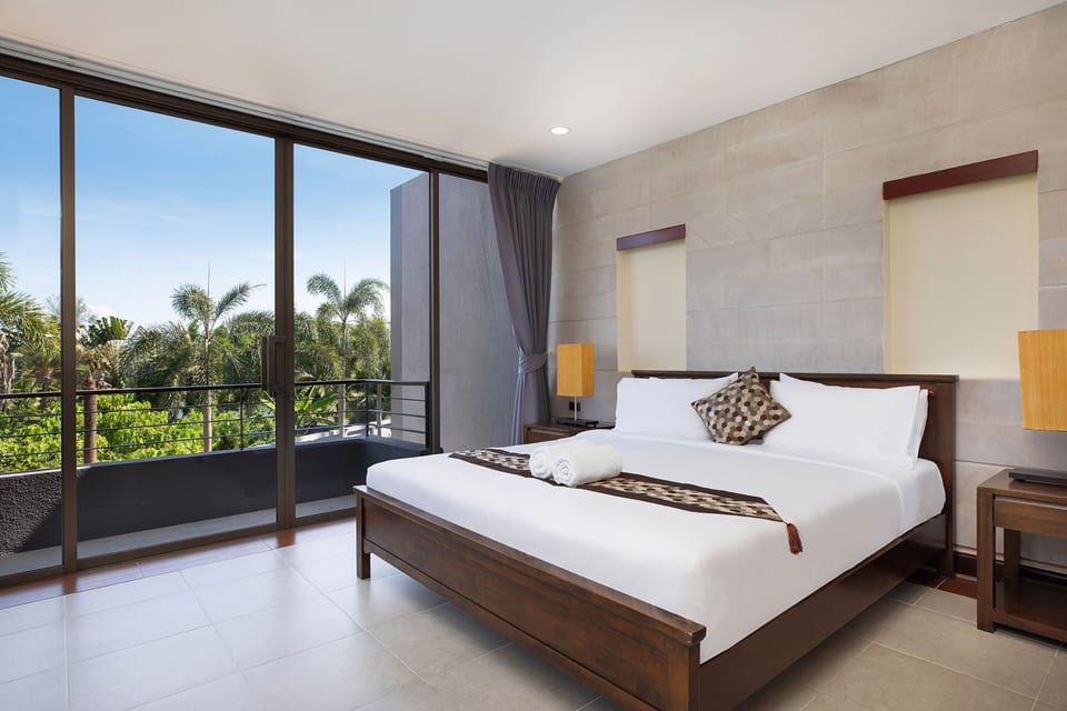 Design Villa, 3 Bedrooms, Garden View | 3 bedrooms, individually decorated, individually furnished, free WiFi
