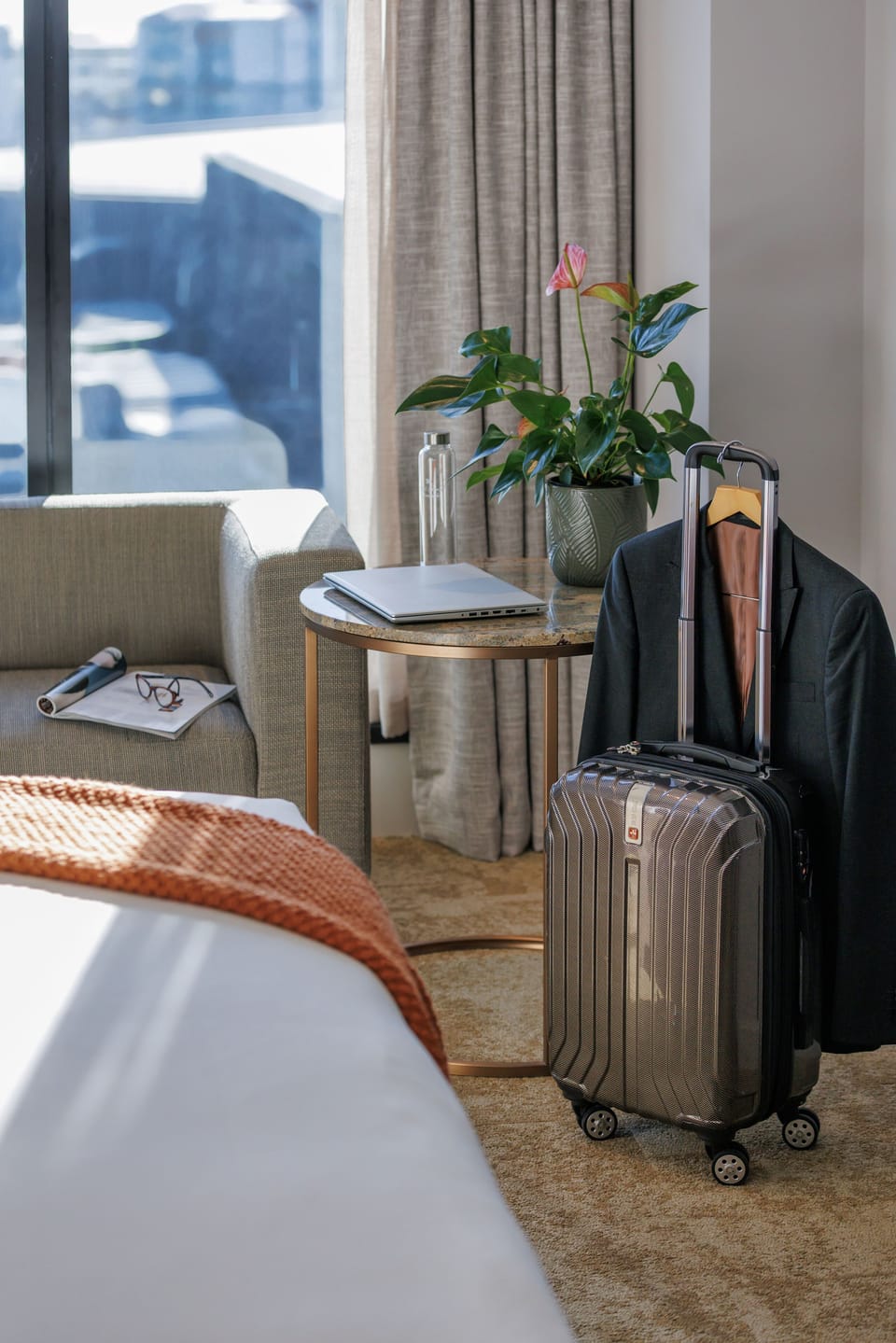 In-room safe, iron/ironing board, WiFi (free), bed sheets