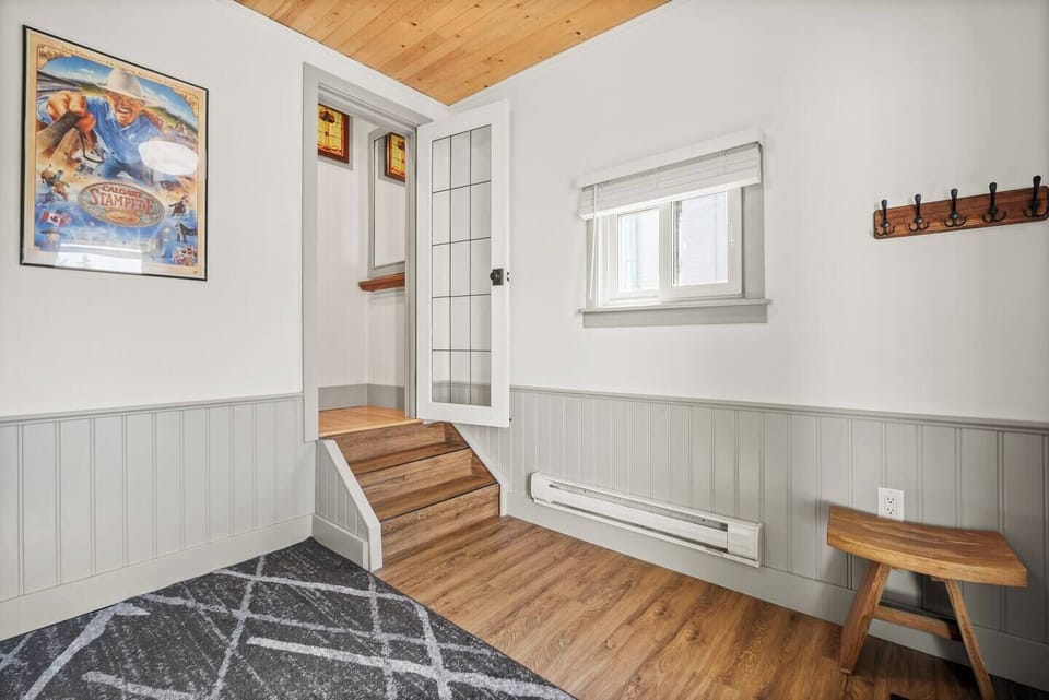 Third sitting area that acts as another sleeping space when required for larger groups 