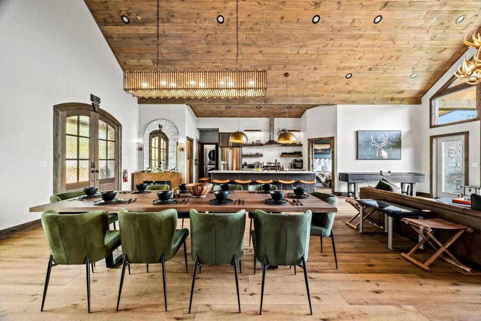 Lots of windows, high ceilings, luxury finishes and plenty of thoughtful touches adorn the living area at Wilderness Luxe.