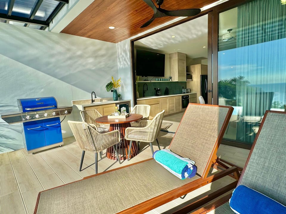 3 Bedroom Sunset Pool Villa - Ocean View | Terrace/patio