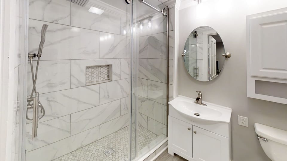 Indoors, Sink, Sink Faucet, Bathroom, Room