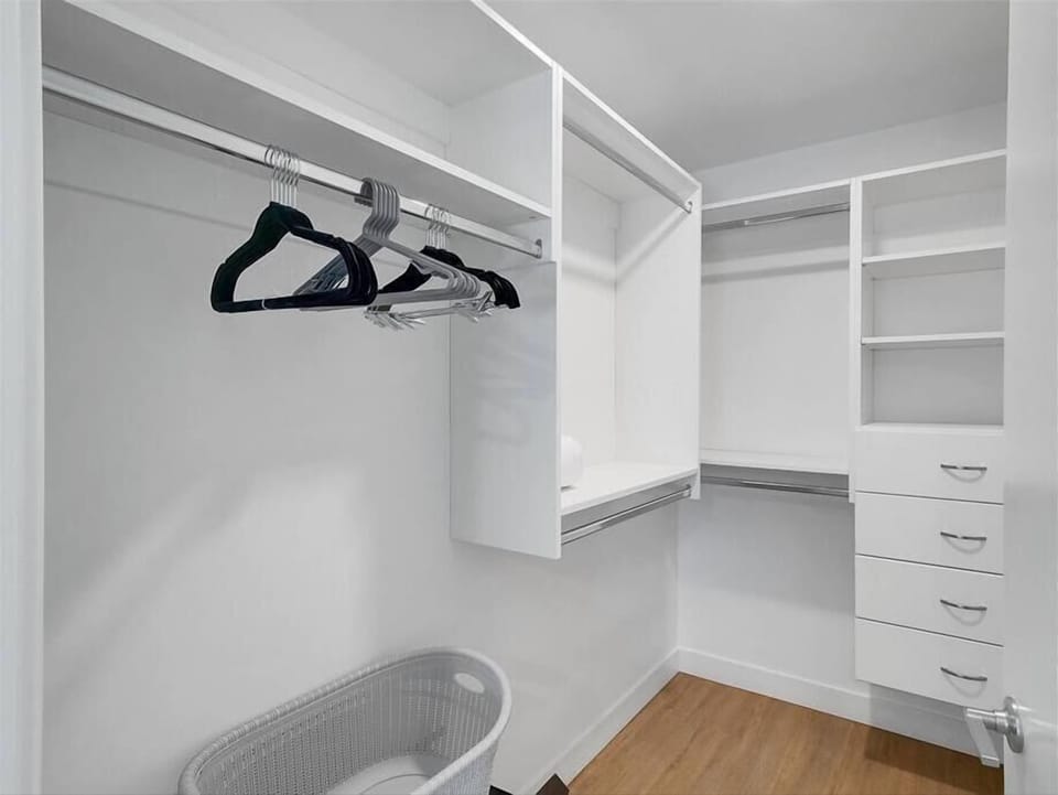 Downtown Phoenix Phoenix 1 Bedroom Bedroom 1 Closet