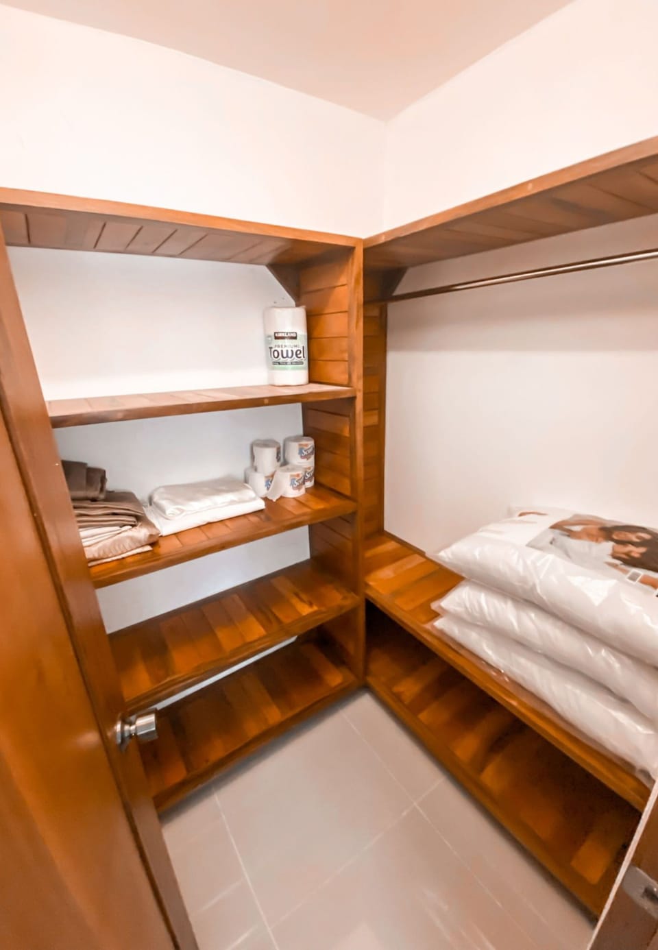 3 bedrooms, individually furnished