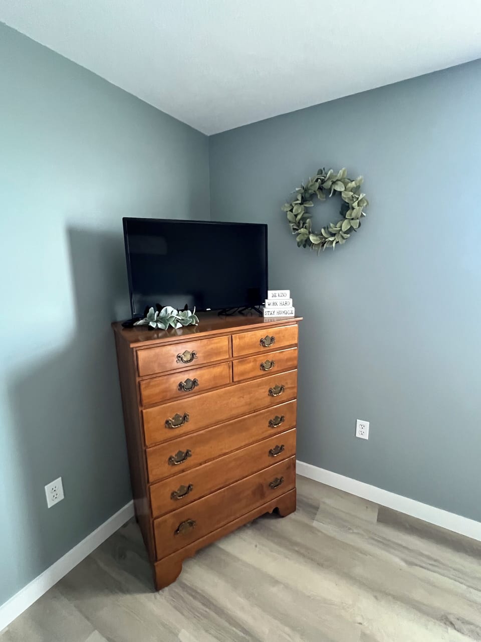Dresser in bedroom 1