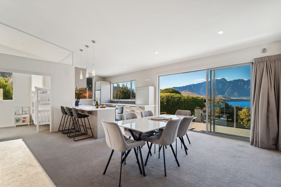 Premier House | Living area