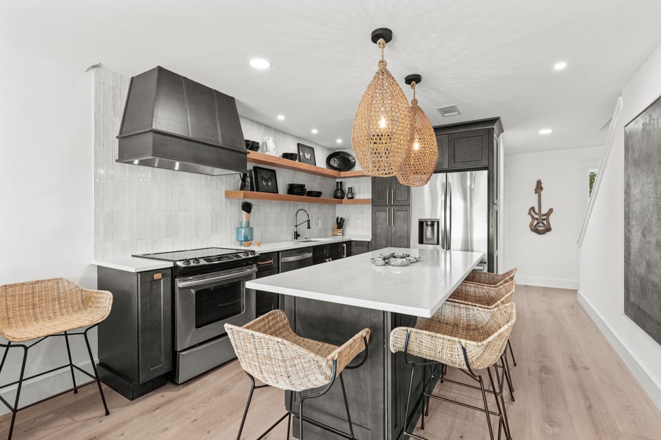 Kitchen with modern applicances