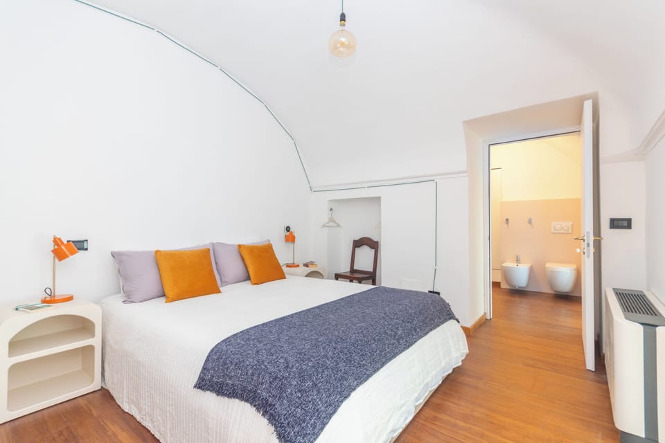 Apartment | 1 bedroom, iron/ironing board, cribs (surcharge), WiFi (free)
